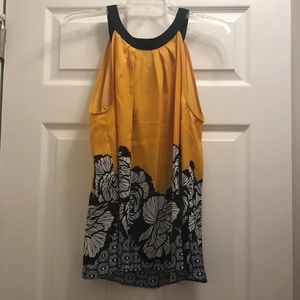 Worthington- Floral Top